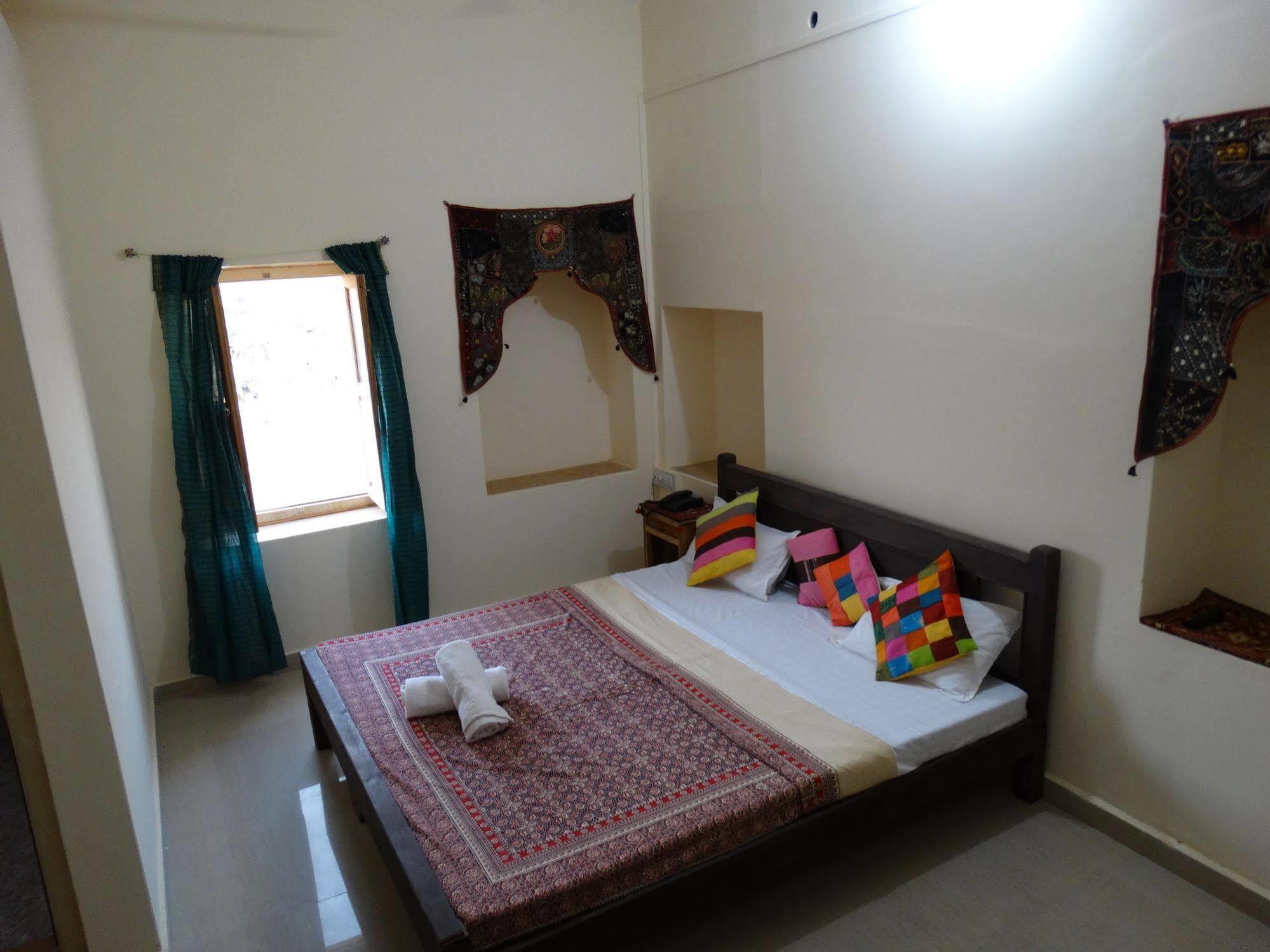 Arya Haveli Hotel Jaisalmer Exterior foto